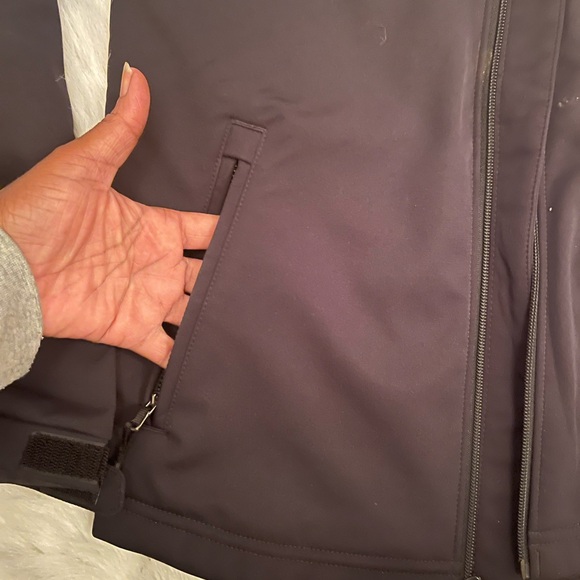 Black Under Armour Jacket - Picture 3 of 8